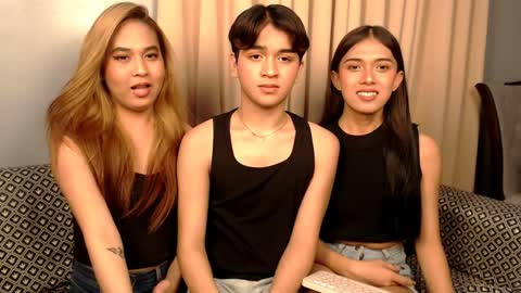 Snapshot of athenaheart chatting on January 22, 3:51 pm Ady online show from January 22, 3:51 pm