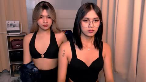 Snapshot of athenaheart chatting on February 17, 7:21 pm Ady online show from February 17, 7:21 pm