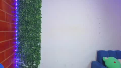 Snapshot of athenea_03 chatting on June 27, 4:28 am Athenea online show from June 27, 4:28 am