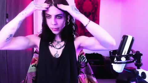 Snapshot of atheneoo_ chatting on May 11, 6:52 am athenauwu online show from May 11, 6:52 am
