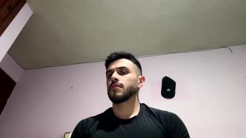 Snapshot of athlete_boy22 chatting on October 31, 2:12 am Atlas online show from October 31, 2:12 am