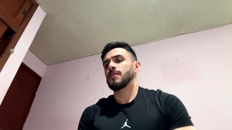 Snapshot of athlete_boy22 chatting on November 5, 10:21 pm Atlas online show from November 5, 10:21 pm