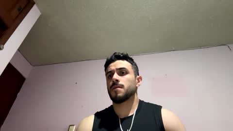 Snapshot of athlete_boy22 chatting on November 15, 8:11 am Atlas online show from November 15, 8:11 am