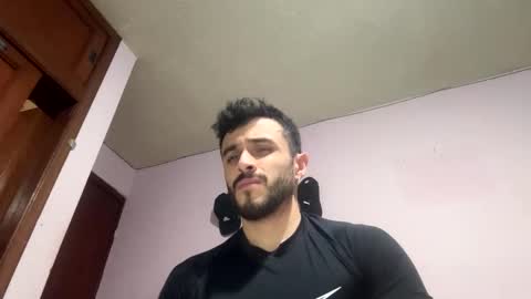 Snapshot of athlete_boy22 chatting on January 16, 7:45 am Atlas online show from January 16, 7:45 am