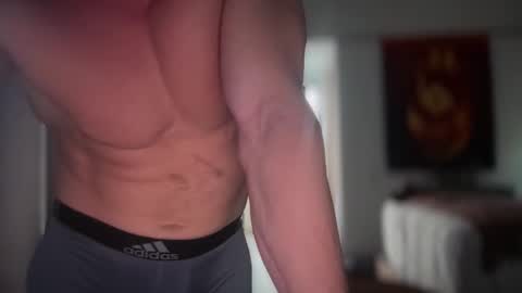 Snapshot of athleticcraigwill chatting on February 28, 1:45 pm Will online show from February 28, 1:45 pm