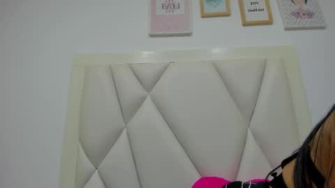 Atilana Diaz online show from February 16, 4:03 pm