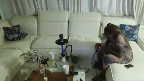 Lovely and Japan online show from April 24, 6:38 am