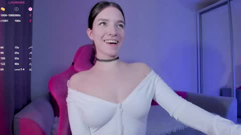 Snapshot of atomsyvuu chatting on May 29, 7:34 pm Tilda or Tilly online show from May 29, 7:34 pm