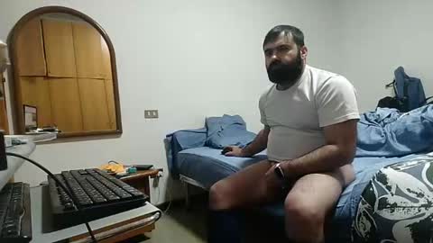 Snapshot of attila85 chatting on February 2, 11:47 pm Bleakw85 online show from February 2, 11:47 pm