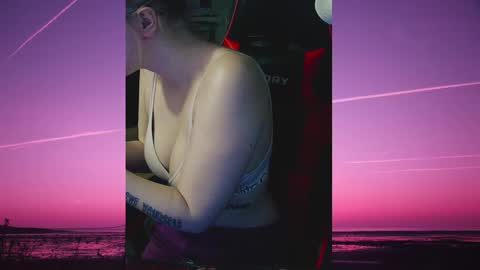 Snapshot of aurelia1301 chatting on October 6, 11:35 pm Aurelia online show from October 6, 11:35 pm