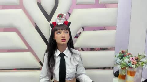 Snapshot of aurora18palmer chatting on December 12, 6:42 pm aurora online show from December 12, 6:42 pm