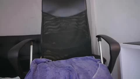 Aurora ath online show from December 3, 7:32 am