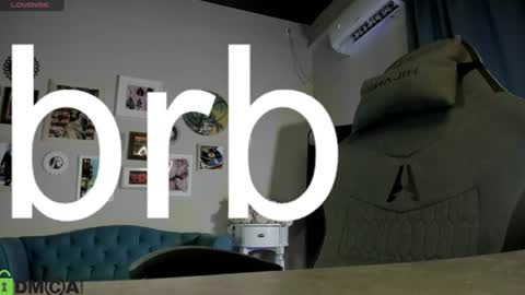 Snapshot of aurora_briggs chatting on July 28, 3:21 pm Camila online show from July 28, 3:21 pm