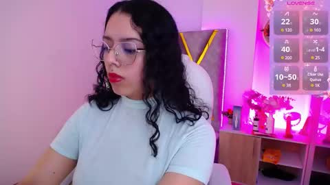 Snapshot of aurora_brown chatting on January 8, 4:23 am Aurora online show from January 8, 4:23 am