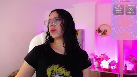 Snapshot of aurora_brown chatting on January 13, 3:56 am Aurora online show from January 13, 3:56 am
