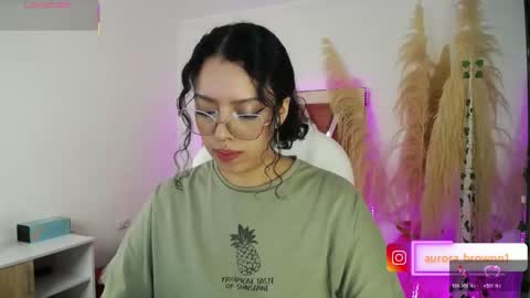 Snapshot of aurora_brown chatting on September 15, 1:16 am Aurora online show from September 15, 1:16 am