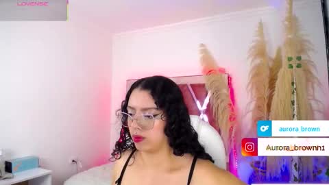 Snapshot of aurora_brown chatting on September 18, 4:58 am Aurora online show from September 18, 4:58 am