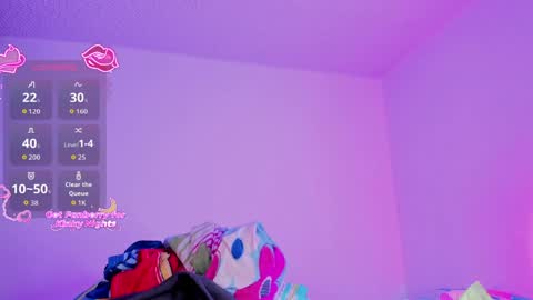 aurora_divine online show from April 4, 7:00 pm