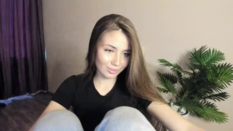 Snapshot of aurora_glow_21 chatting on January 18, 12:09 pm Aurora online show from January 18, 12:09 pm