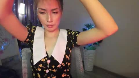 Snapshot of aurora_glow_21 chatting on February 23, 12:13 pm Aurora online show from February 23, 12:13 pm