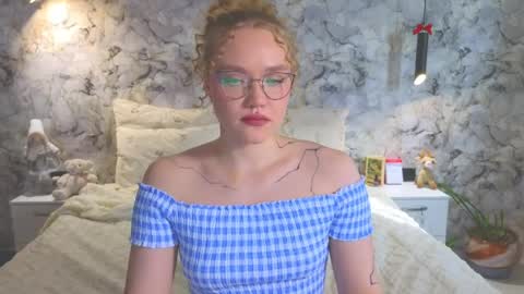 Kate online show from April 5, 3:15 am