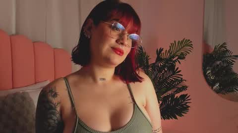 Snapshot of aurora_sweet2 chatting on January 8, 6:21 pm Madison online show from January 8, 6:21 pm