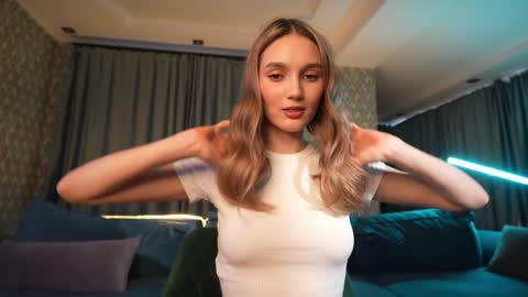 Aurora online show from January 28, 6:16 am