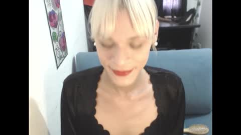 Snapshot of auroraaddams chatting on December 21, 7:21 pm AURORA online show from December 21, 7:21 pm