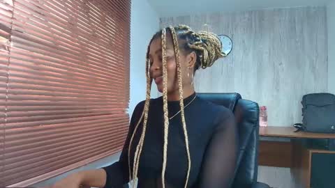 Ariana online show from October 21, 12:50 pm