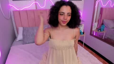 Mariana  online show from April 15, 3:46 am