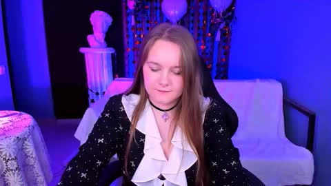 Aurora online show from February 17, 4:57 pm