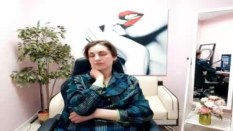 Aurora online show from January 10, 3:36 pm