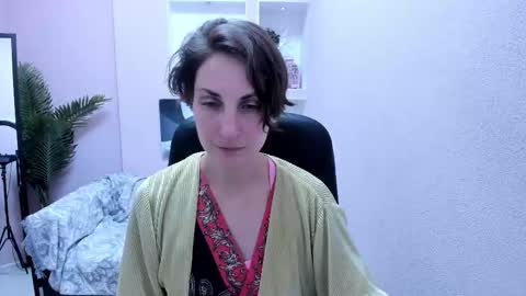 Aurora online show from February 4, 4:24 pm