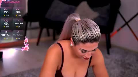 Snapshot of aurorasins chatting on November 24, 4:56 am Aurorasins online show from November 24, 4:56 am