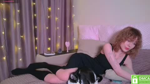 Aurora  online show from March 30, 11:28 pm