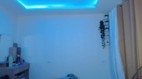 Snapshot of aus_thin02 chatting on September 30, 6:57 pm Austin online show from September 30, 6:57 pm