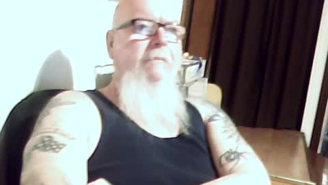 aussie4inch online show from June 12, 6:56 am
