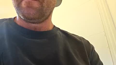 aussie_dadbod8 online show from November 2, 4:04 am