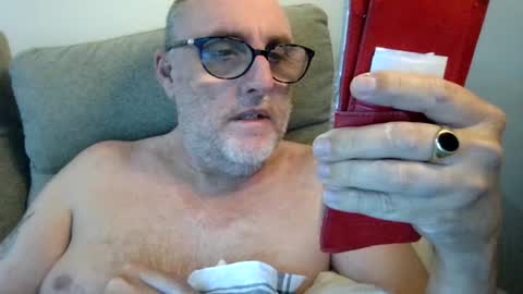 aussie_ozzie online show from July 11, 7:44 am