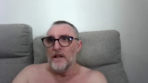 aussie_ozzie online show from July 19, 12:47 am
