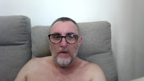 aussie_ozzie online show from July 23, 2:53 am