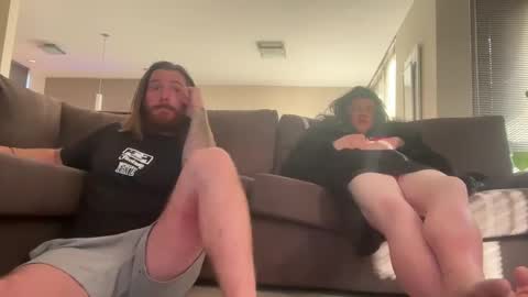 Aussie online show from December 14, 8:40 pm