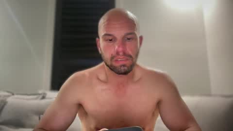 aussieboycal online show from July 12, 12:29 pm