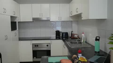 aussielulu online show from January 13, 1:22 am