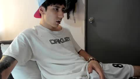 Snapshot of austin1119a chatting on October 30, 5:46 pm austin1119a online show from October 30, 5:46 pm