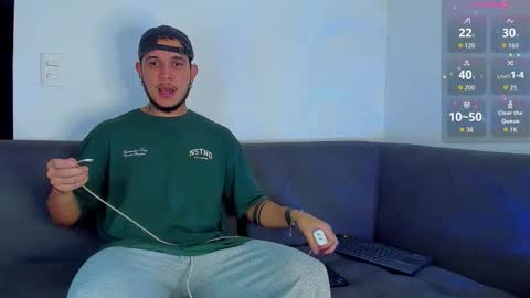 A online show from October 21, 9:37 pm