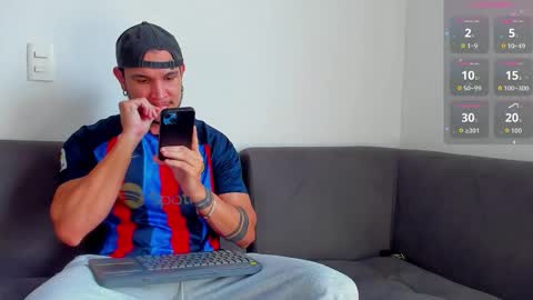 A online show from October 23, 8:29 pm