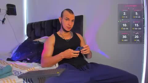 A online show from February 15, 10:28 pm