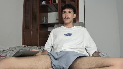 Snapshot of austin_falcon chatting on October 8, 8:17 pm Austin online show from October 8, 8:17 pm