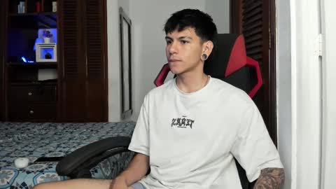 Snapshot of austin_falcon chatting on November 6, 1:12 pm Austin online show from November 6, 1:12 pm